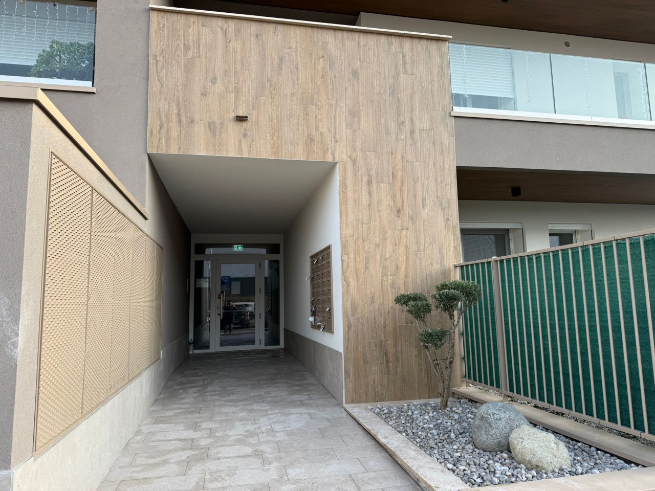 Trilocale con terrazzo a Cassina de' Pecchi