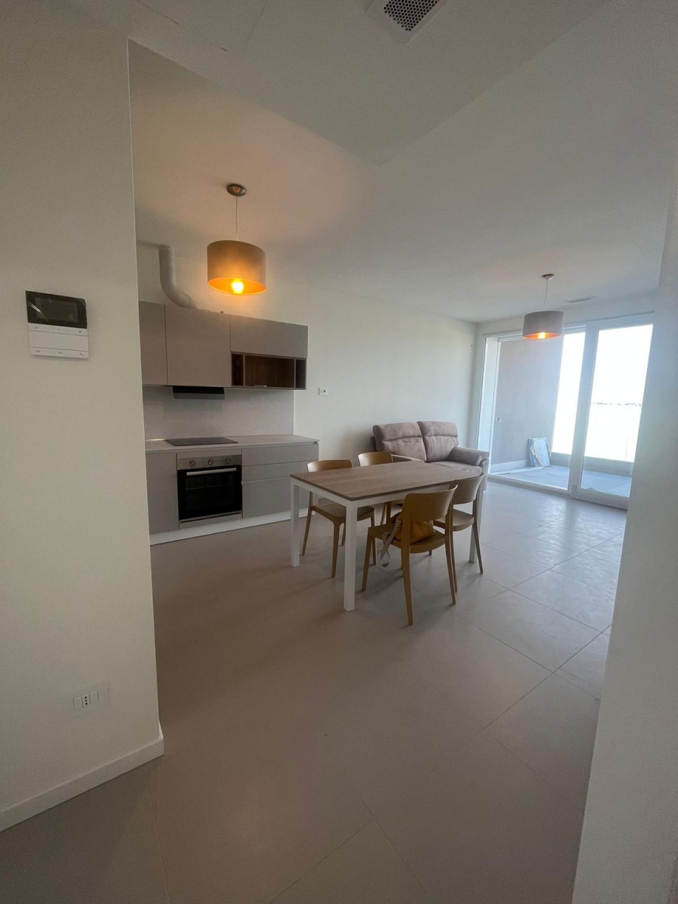 Bilocale con terrazzo a Cassina de' Pecchi