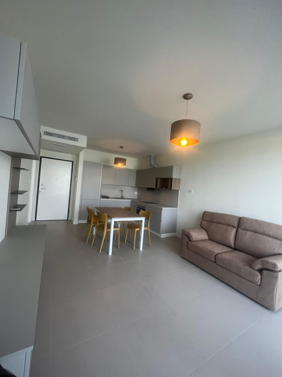 Bilocale con terrazzo a Cassina de' Pecchi