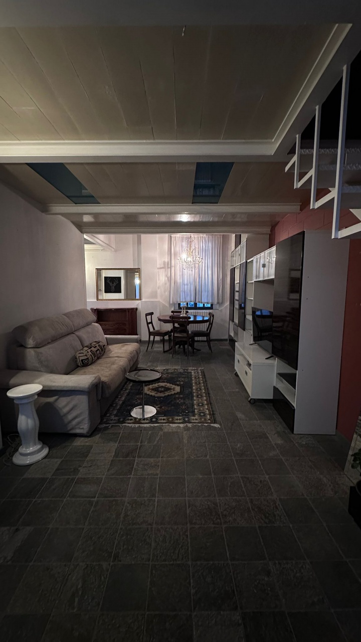 Loft arredato in affitto a Milano