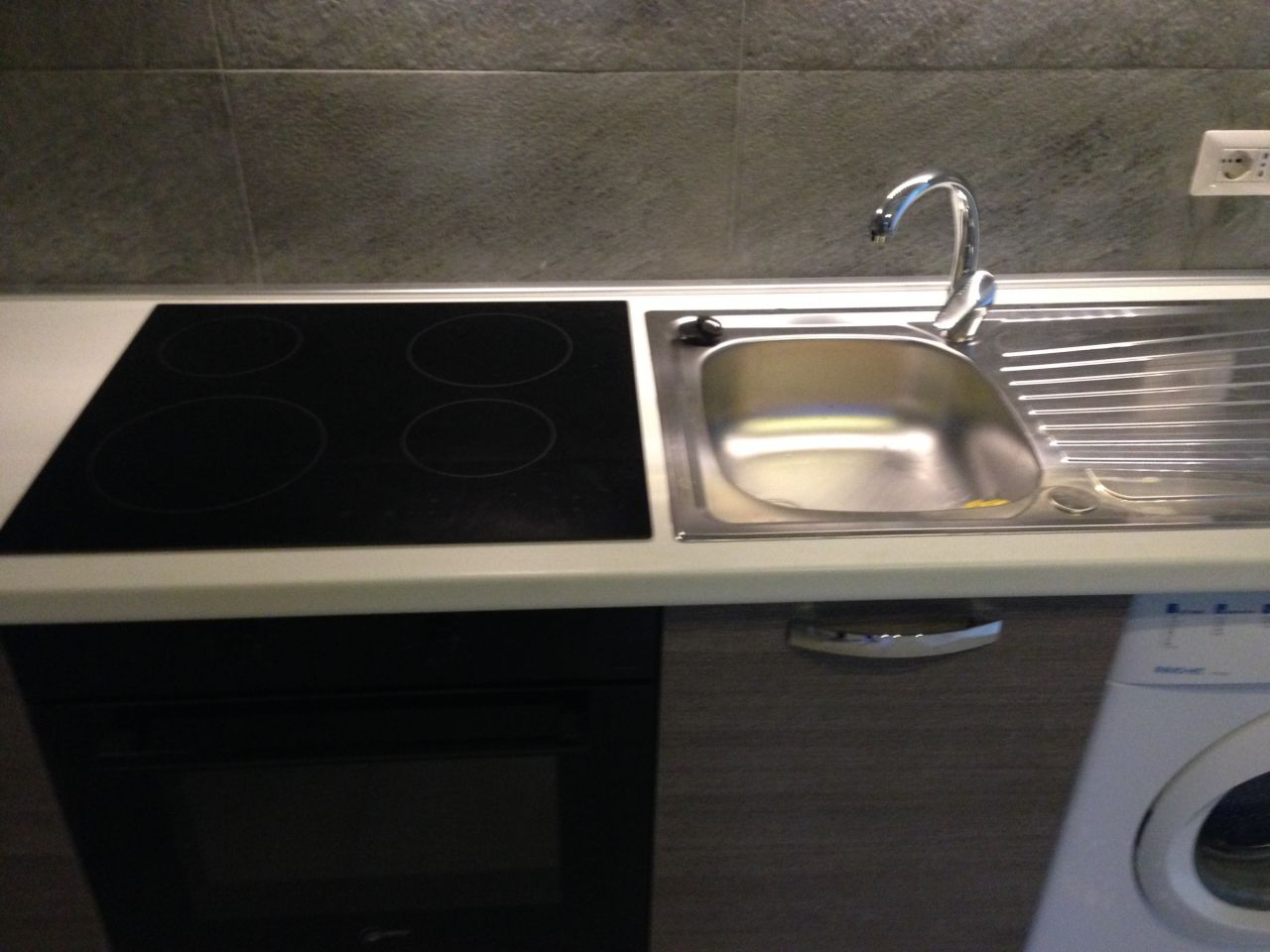 Monolocale arredato in affitto in corso lodi, Milano