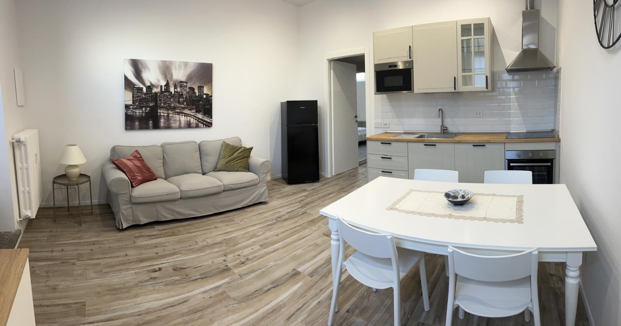 Bilocale arredato in affitto a Milano