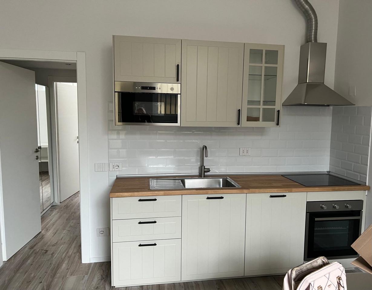 Bilocale arredato in affitto a Milano