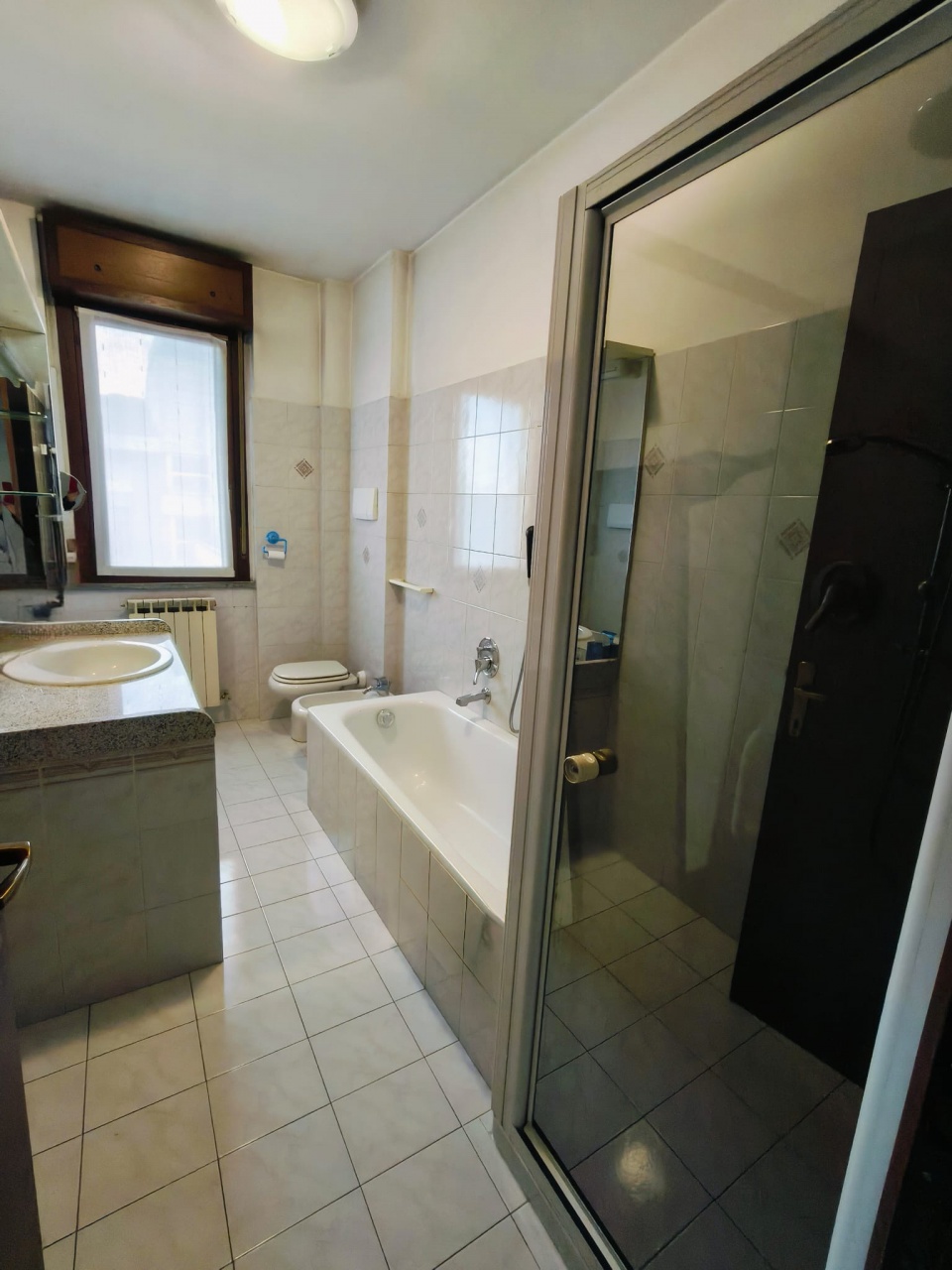 Trilocale con terrazzo a Desio