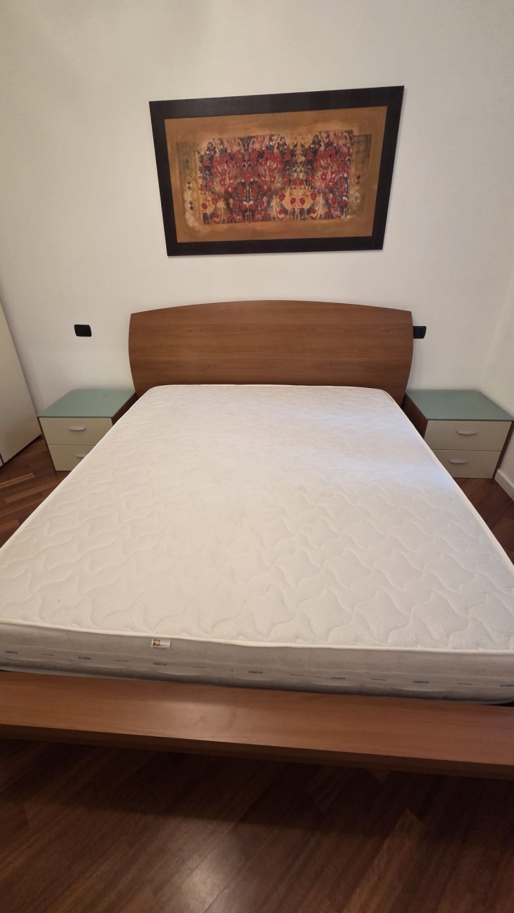 Trilocale arredato in affitto a Vimodrone