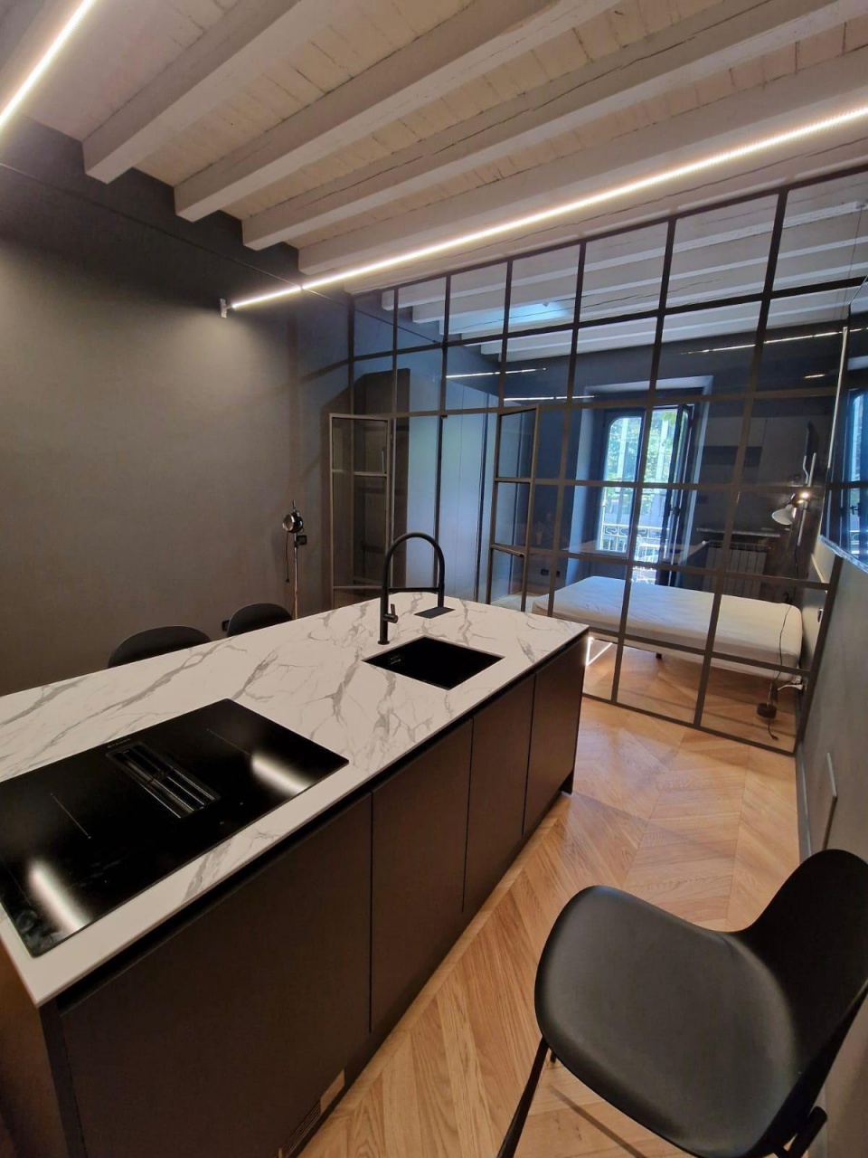 Bilocale arredato in affitto a Milano