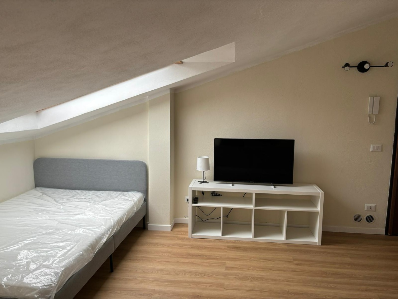 Monolocale arredato in affitto a Sesto San Giovanni