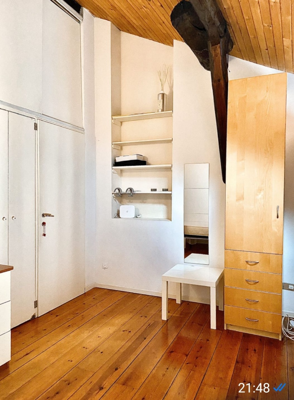 Trilocale arredato in affitto a Milano