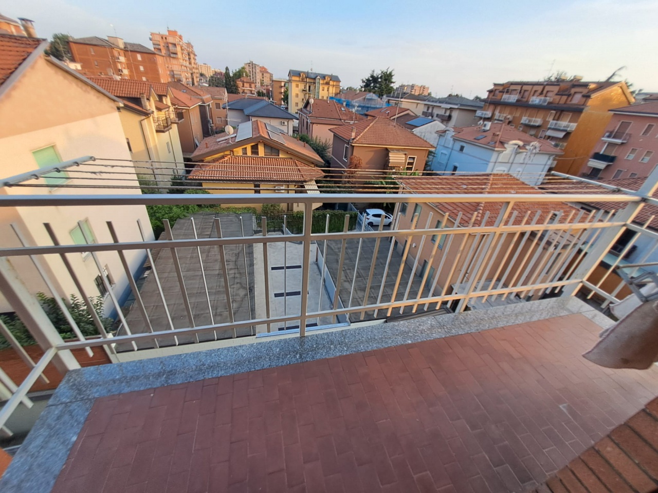 Trilocale con box a Cinisello Balsamo