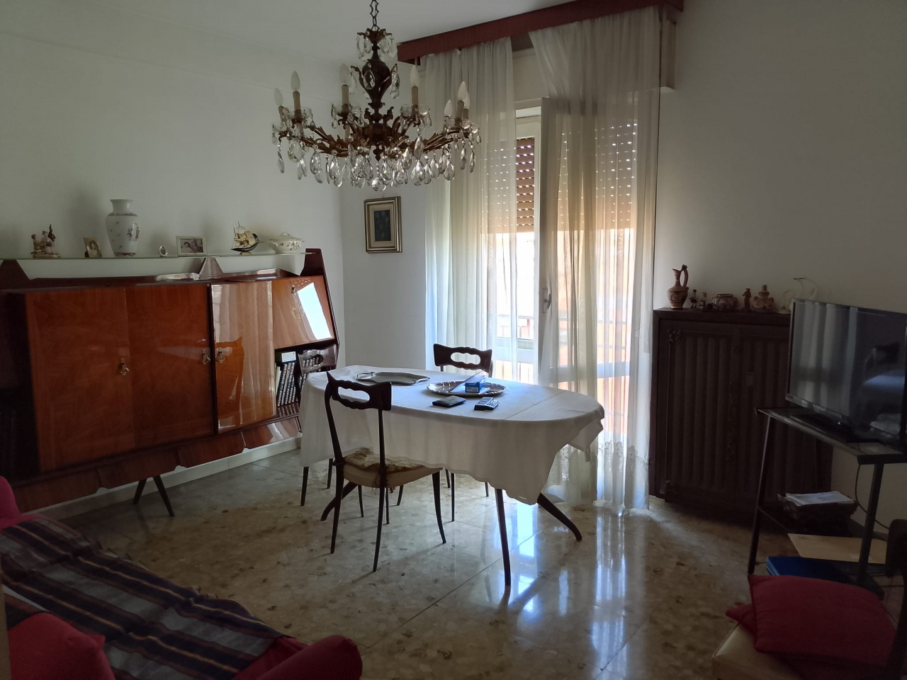 Trilocale con box a Cinisello Balsamo