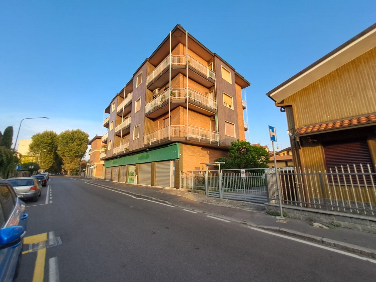 Trilocale con box a Cinisello Balsamo