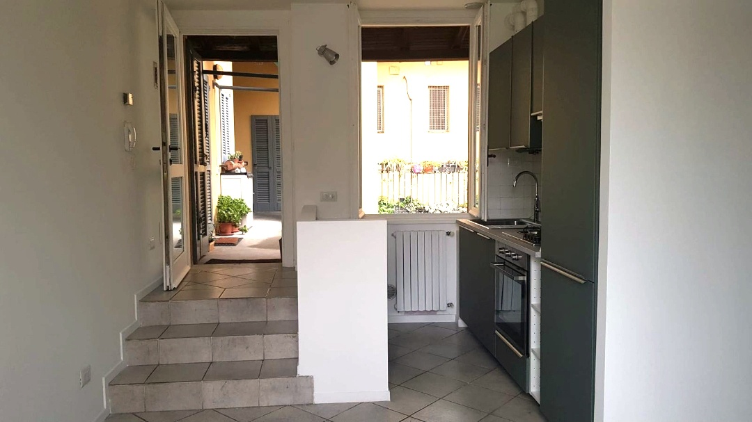 Bilocale arredato in affitto a Milano