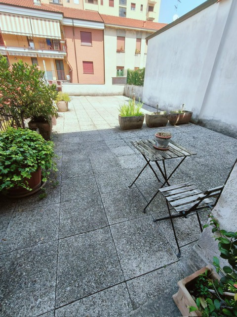 Monolocale arredato in affitto a Cinisello Balsamo
