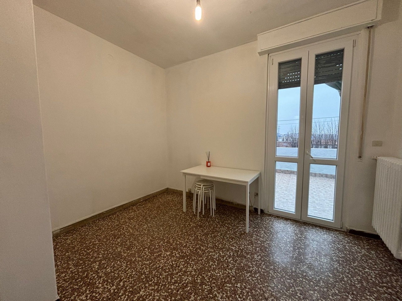 Bilocale con terrazzo a Cormano