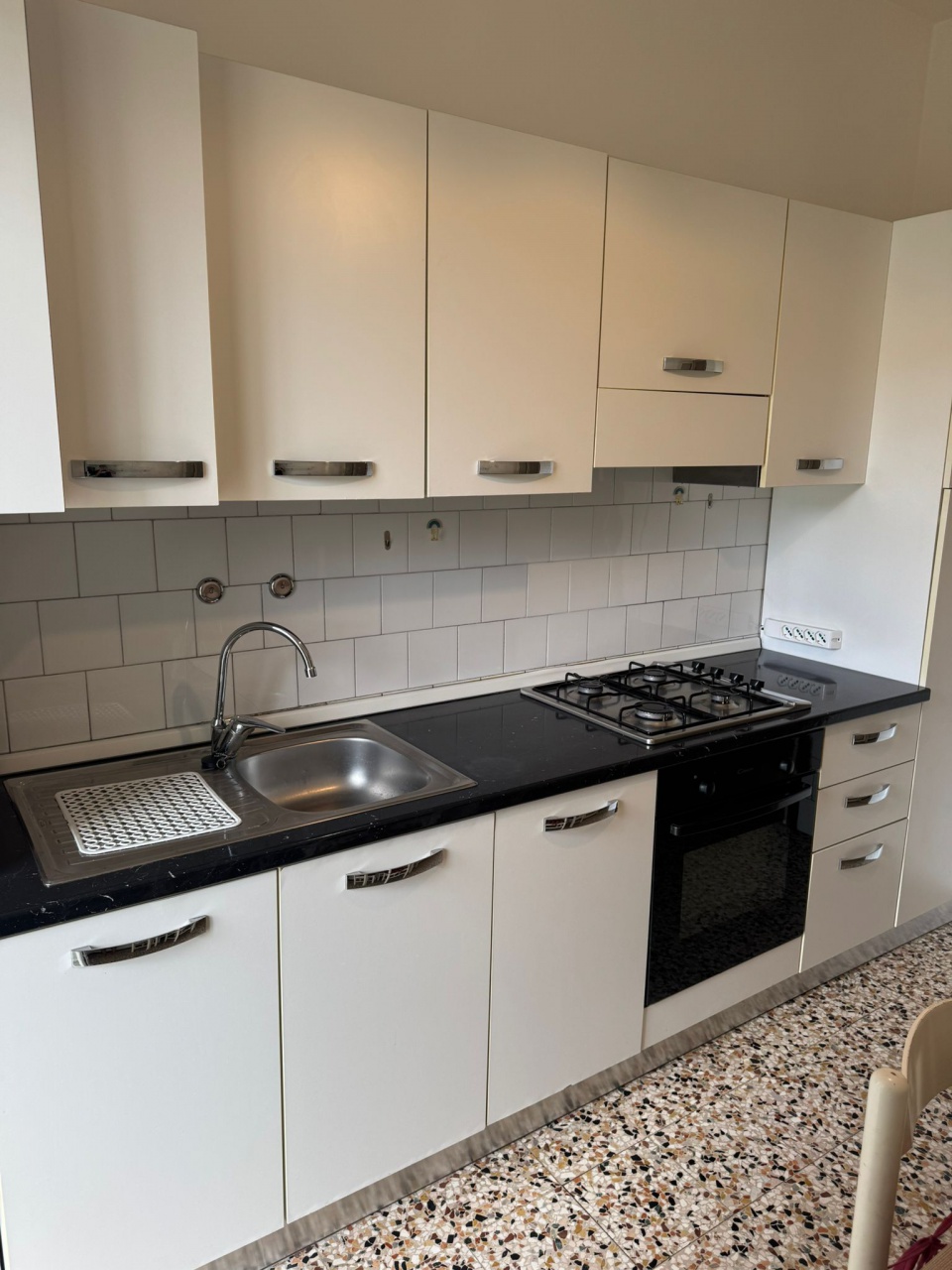 Monolocale arredato in affitto a Milano
