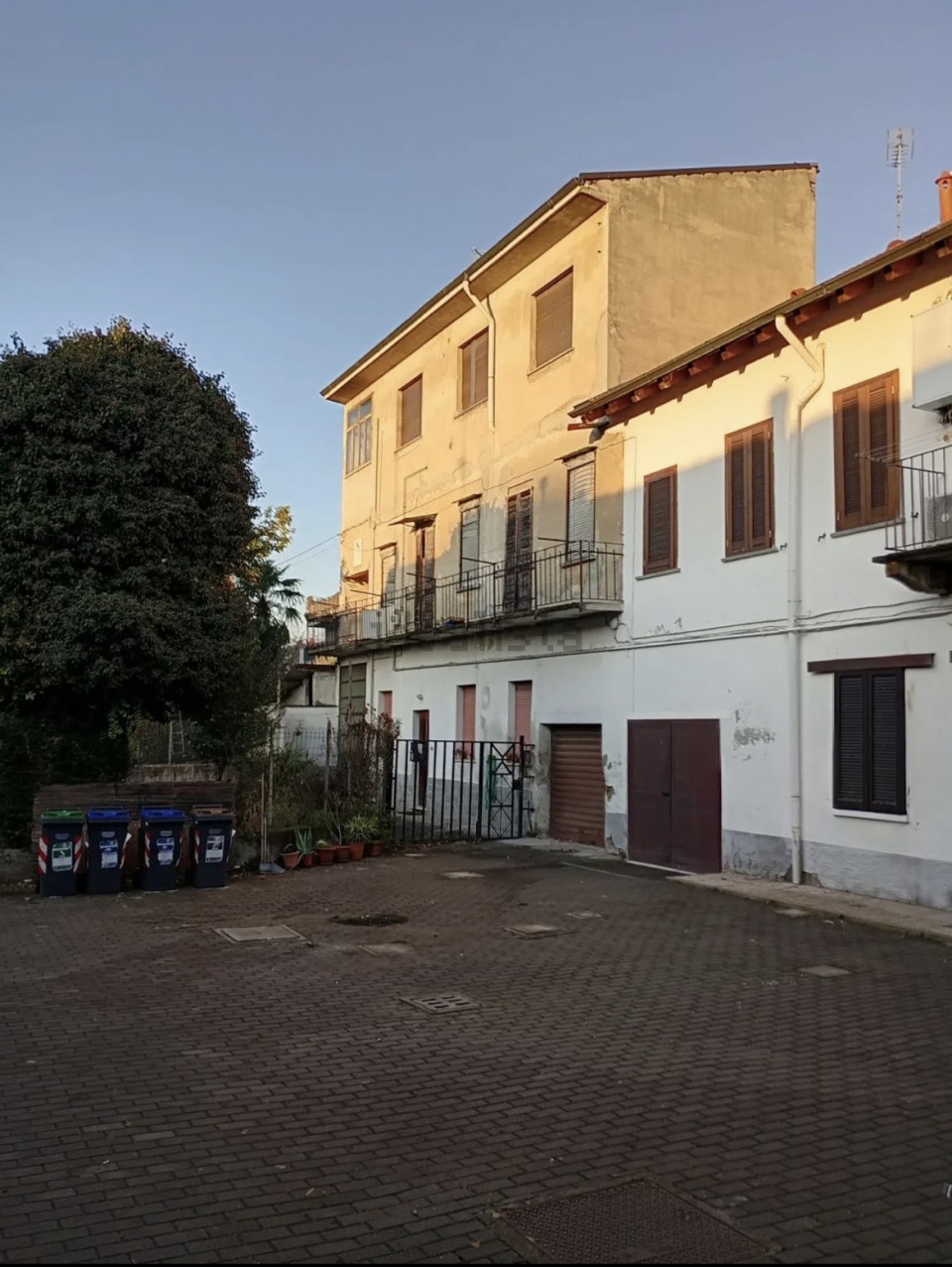 Casa indipendente con giardino a Monza