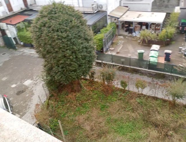 Casa indipendente con giardino a Monza