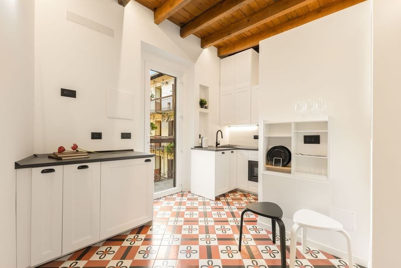 Monolocale arredato in affitto a Milano
