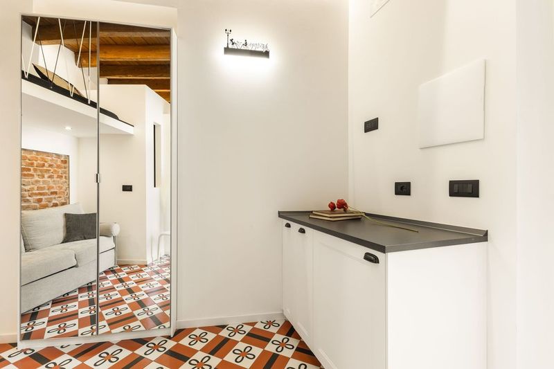 Monolocale arredato in affitto a Milano