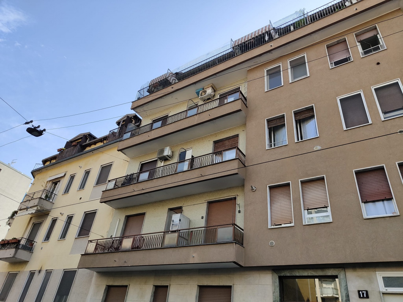 Monolocale arredato in affitto a Milano