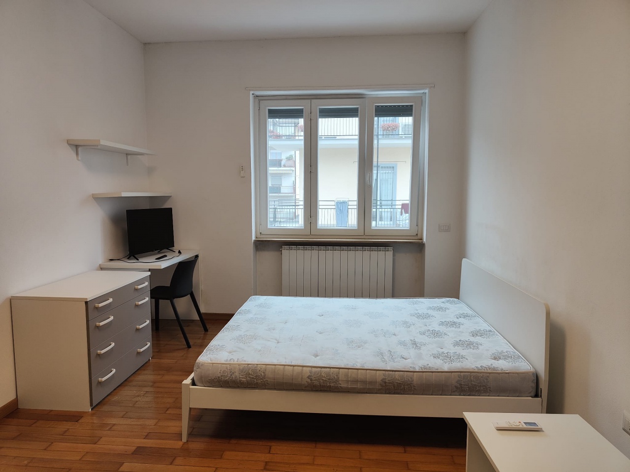 Bilocale arredato in affitto a Bollate