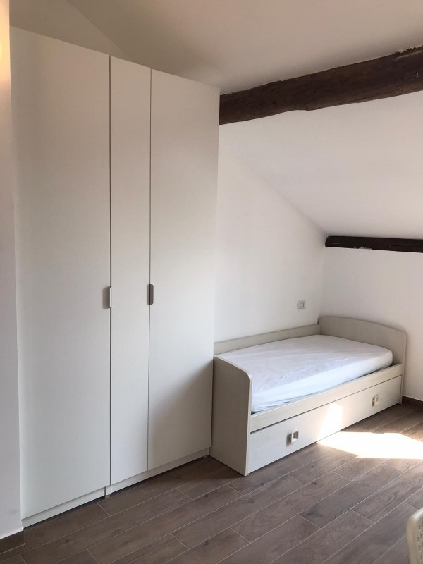 Monolocale arredato in affitto a Milano
