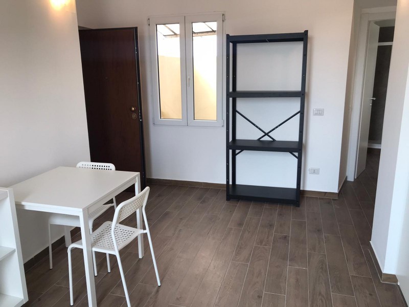 Monolocale arredato in affitto a Milano