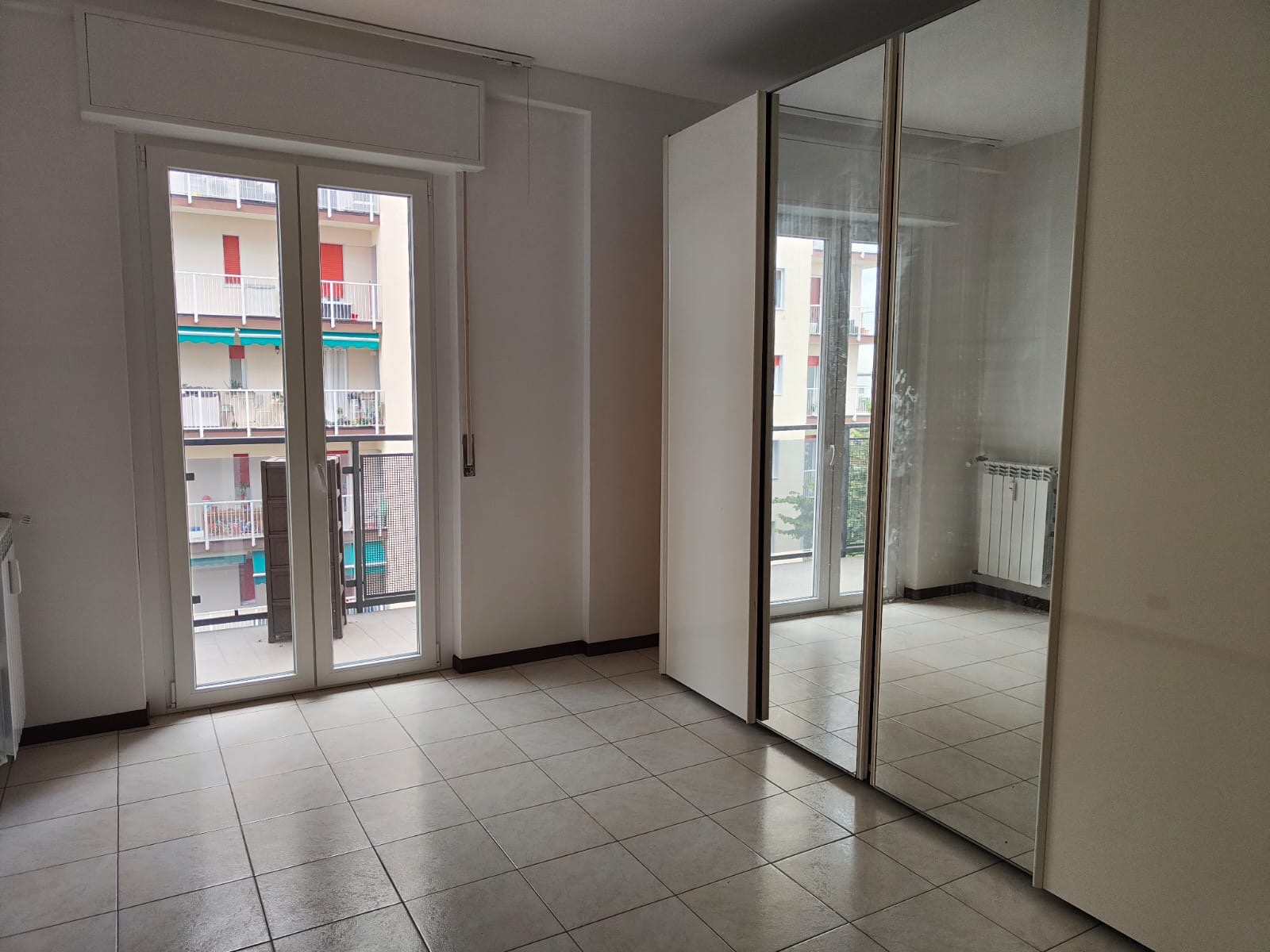 Trilocale in vendita in via bizet, Pioltello