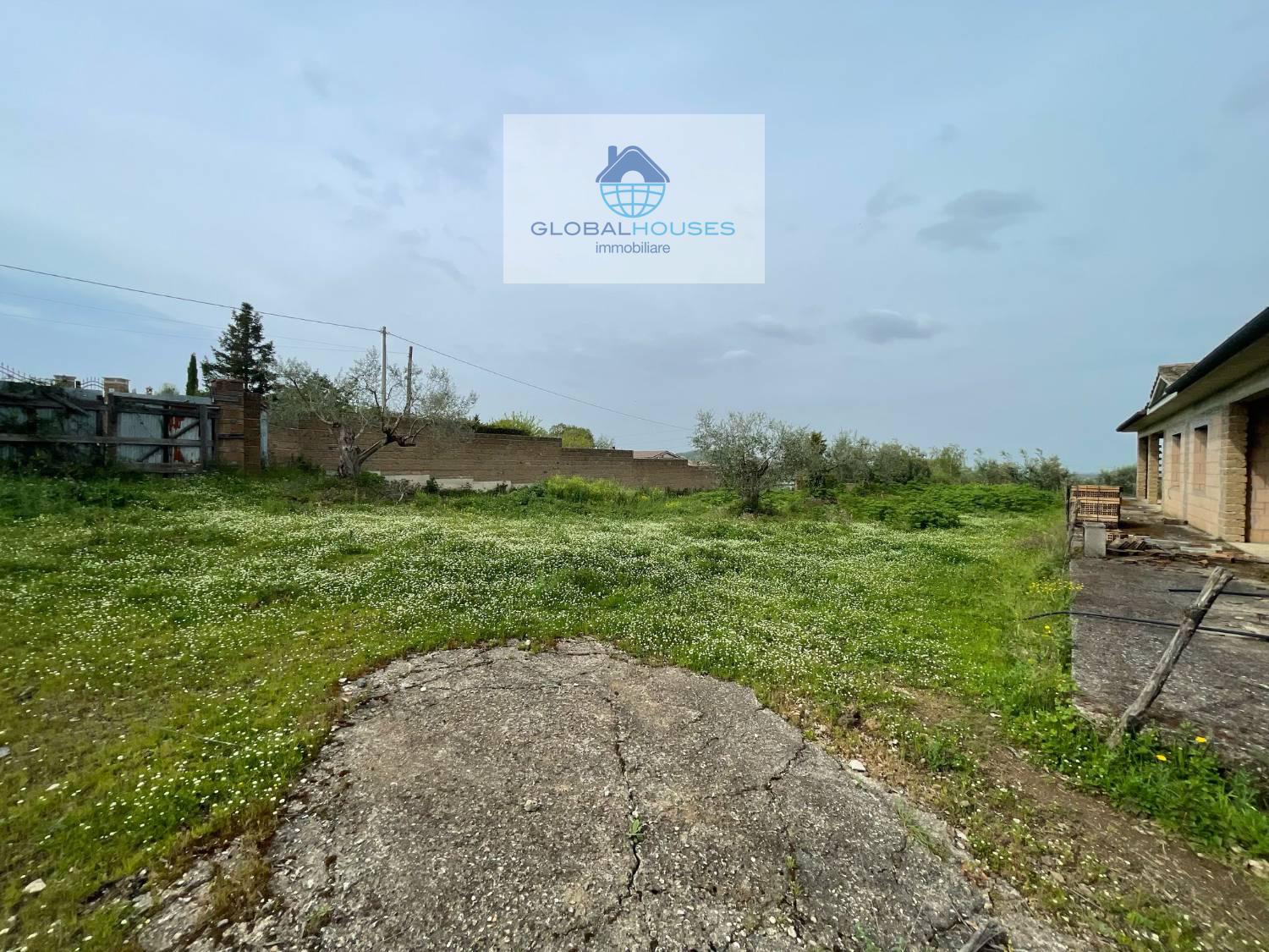 Rustico con giardino a Trevignano Romano