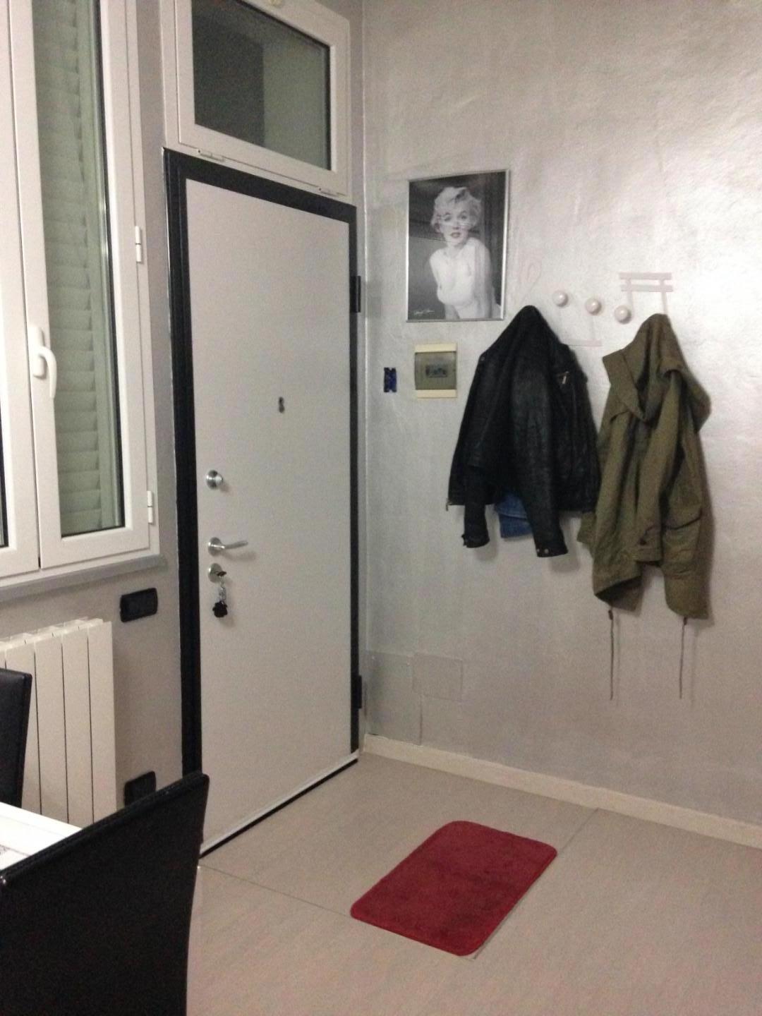 Bilocale arredato in affitto, Livorno centro