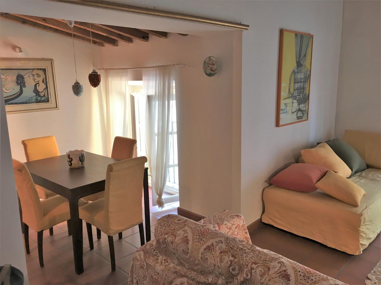 Bilocale arredato in affitto a Livorno