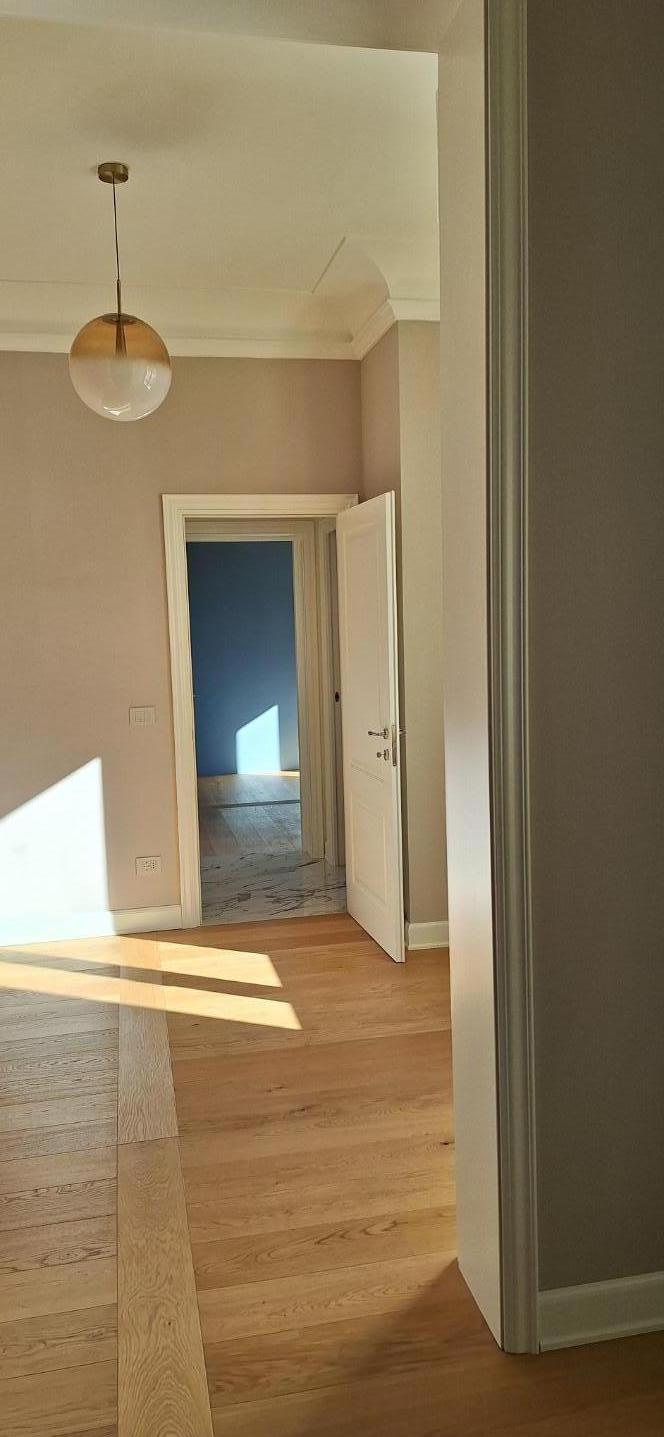 Trilocale arredato in affitto a Livorno