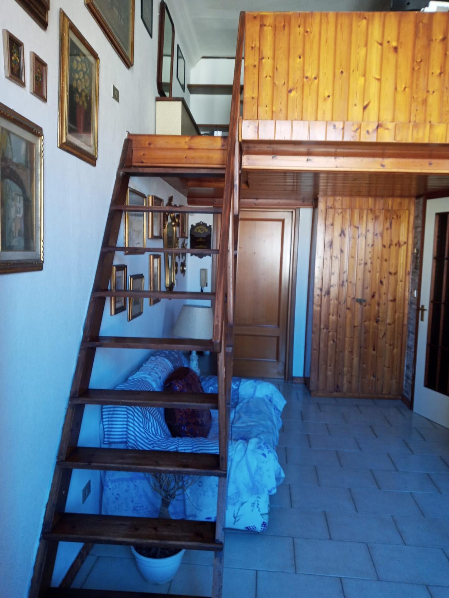 Monolocale arredato in affitto, Livorno venezia