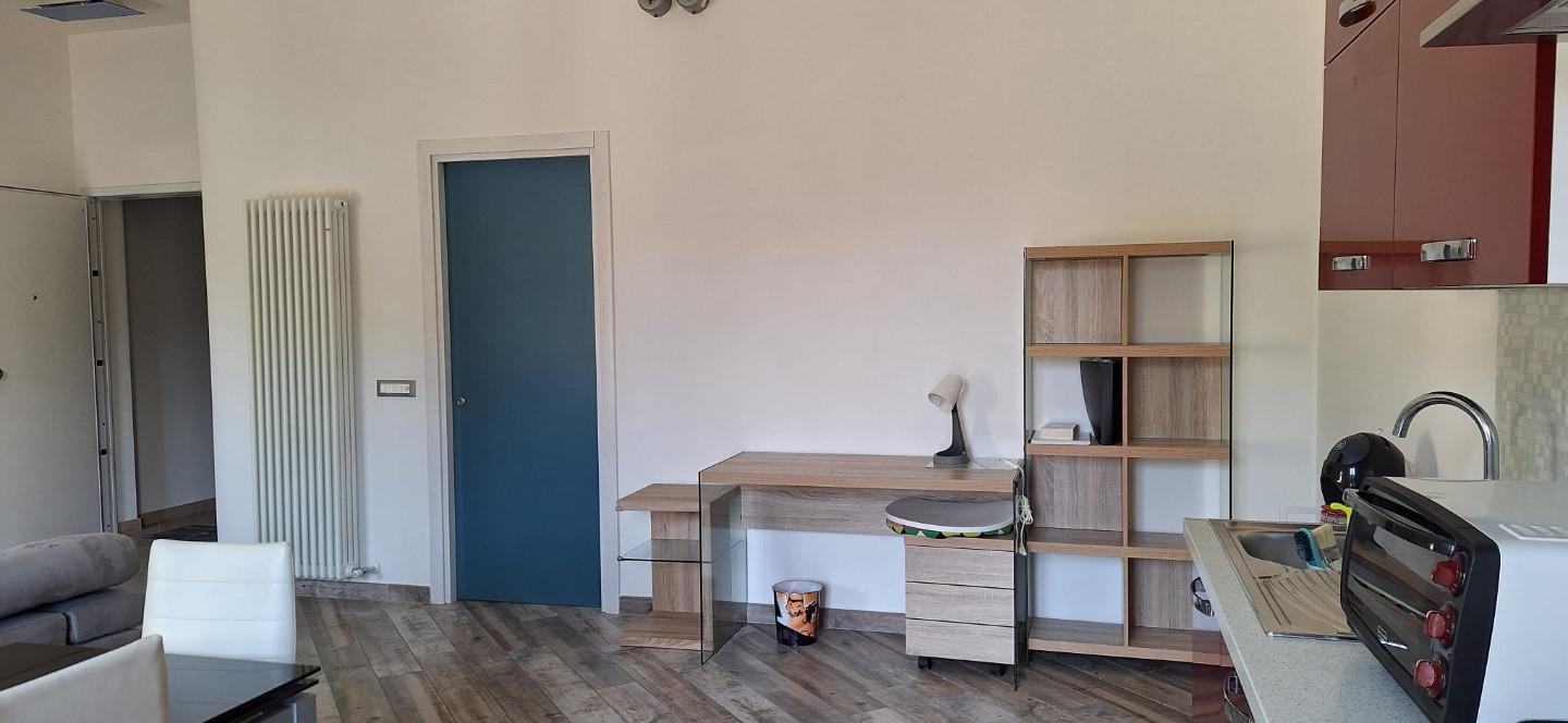 Bilocale arredato in affitto, Livorno accademia