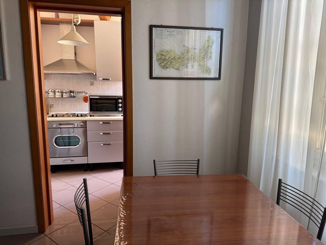 Bilocale arredato in affitto, Livorno centro