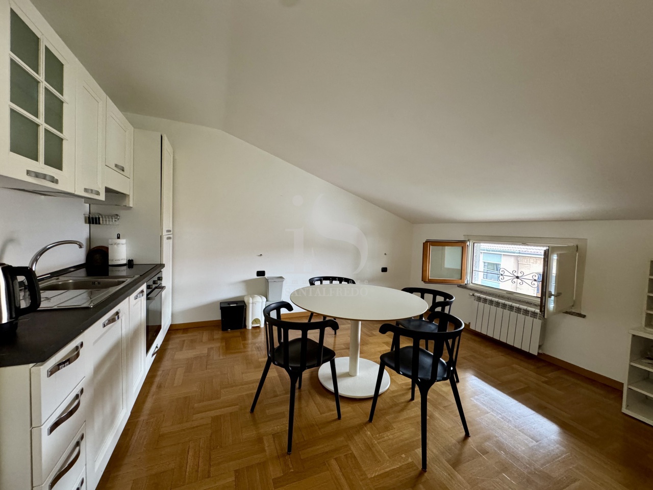 Trilocale arredato in affitto in via trento, Cologno Monzese