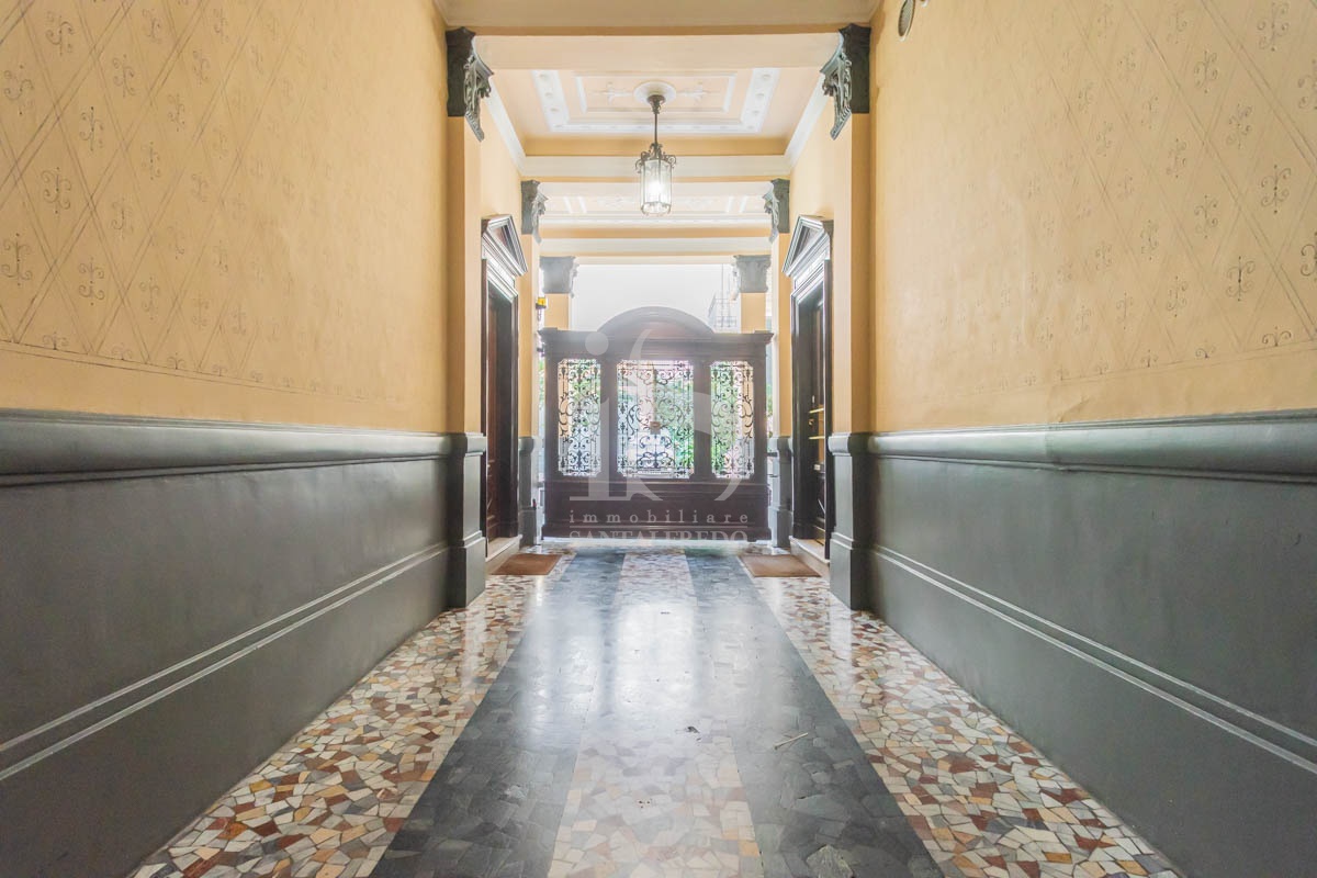 Trilocale in affitto in via vincenzo bellini, Milano