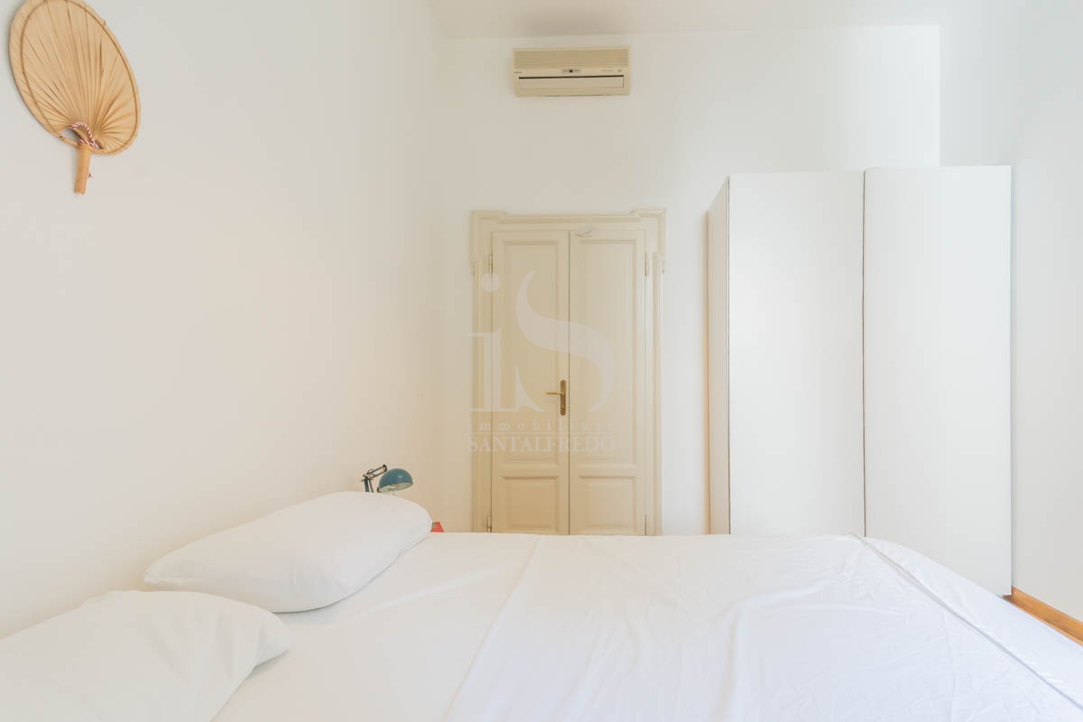 Trilocale in affitto in via vincenzo bellini, Milano