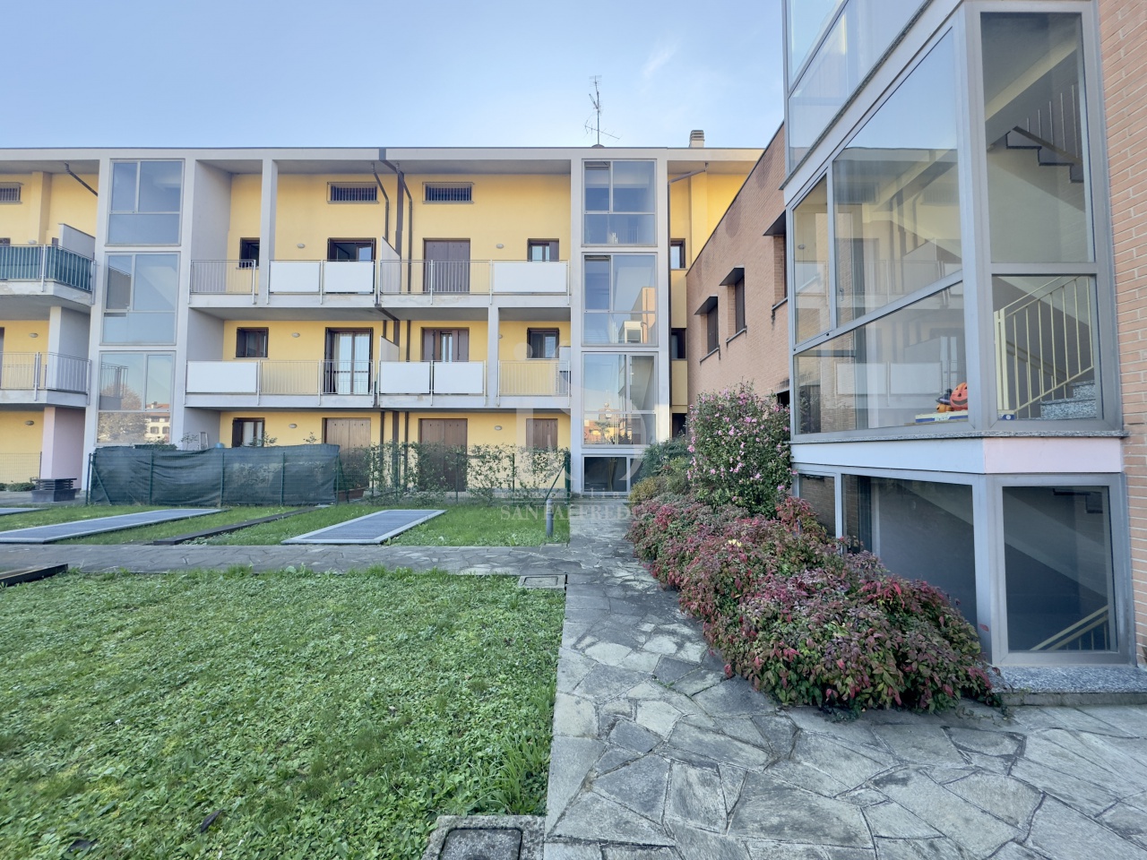 Monolocale in vendita in via scacabarozzi, Ornago