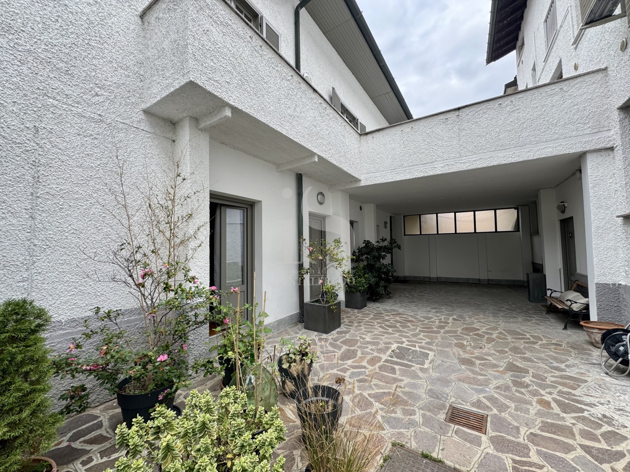 Trilocale arredato in affitto in via trento, Cologno Monzese