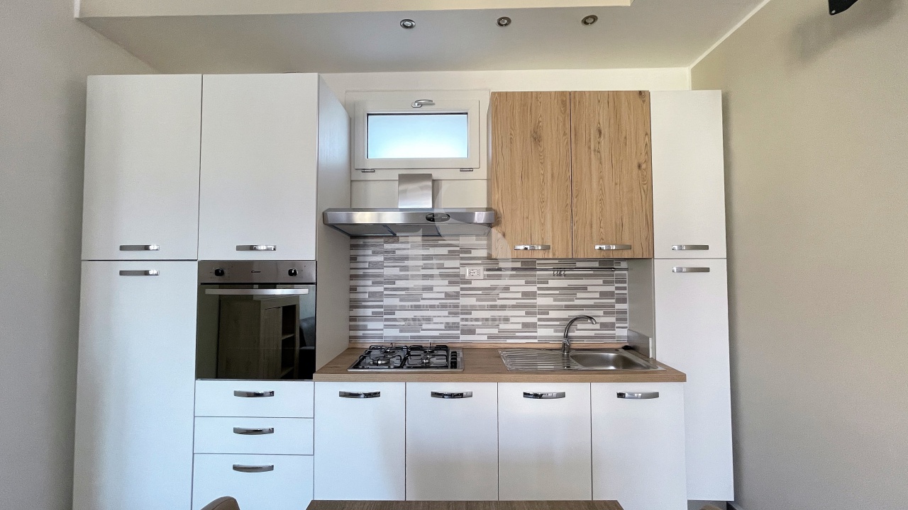 Bilocale arredato in affitto in via ghiringhella, Agrate Brianza