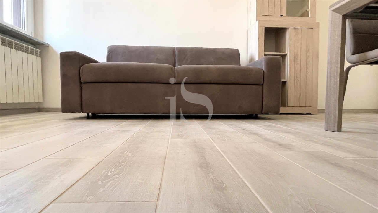 Bilocale arredato in affitto in via ghiringhella, Agrate Brianza