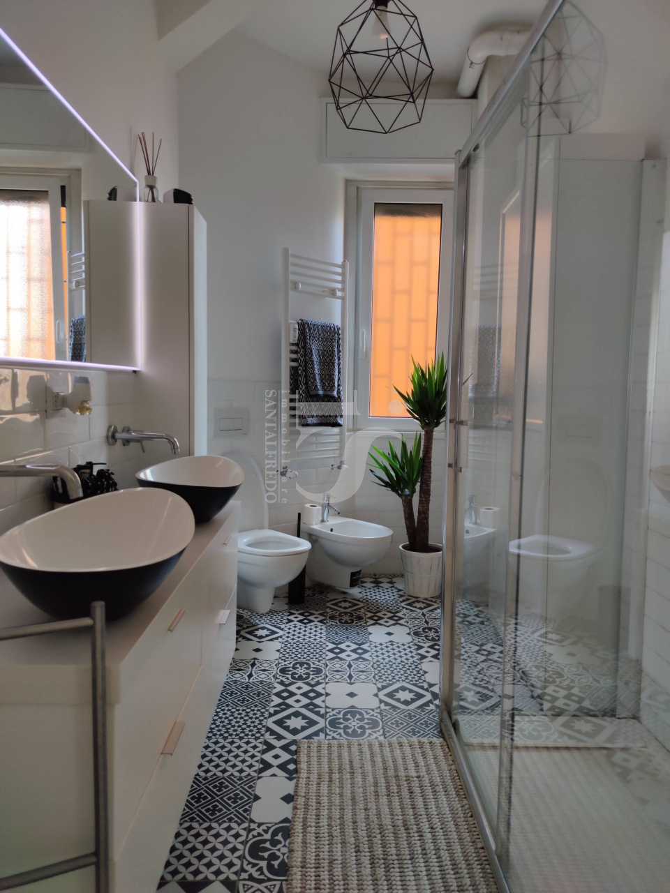 Trilocale in vendita in viale lucania, Milano