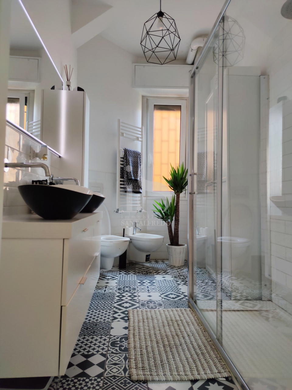 Trilocale in vendita in viale lucania, Milano