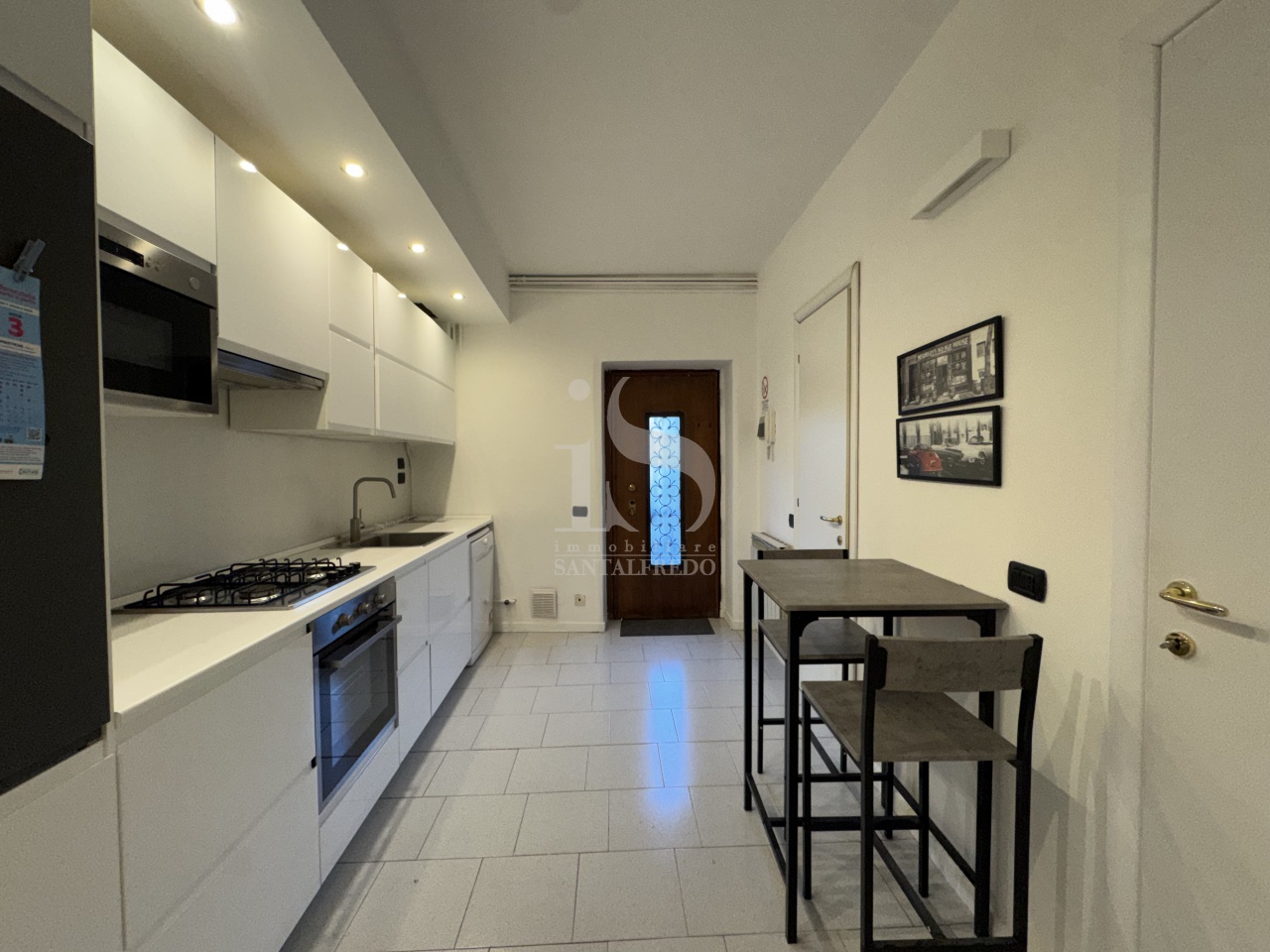 Bilocale arredato in affitto in via durini, Monza