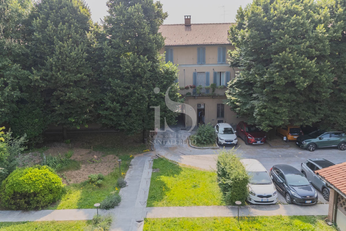 Negozio in affitto in via liberta', Concorezzo