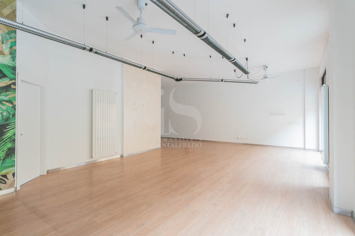 Negozio in affitto in via liberta', Concorezzo