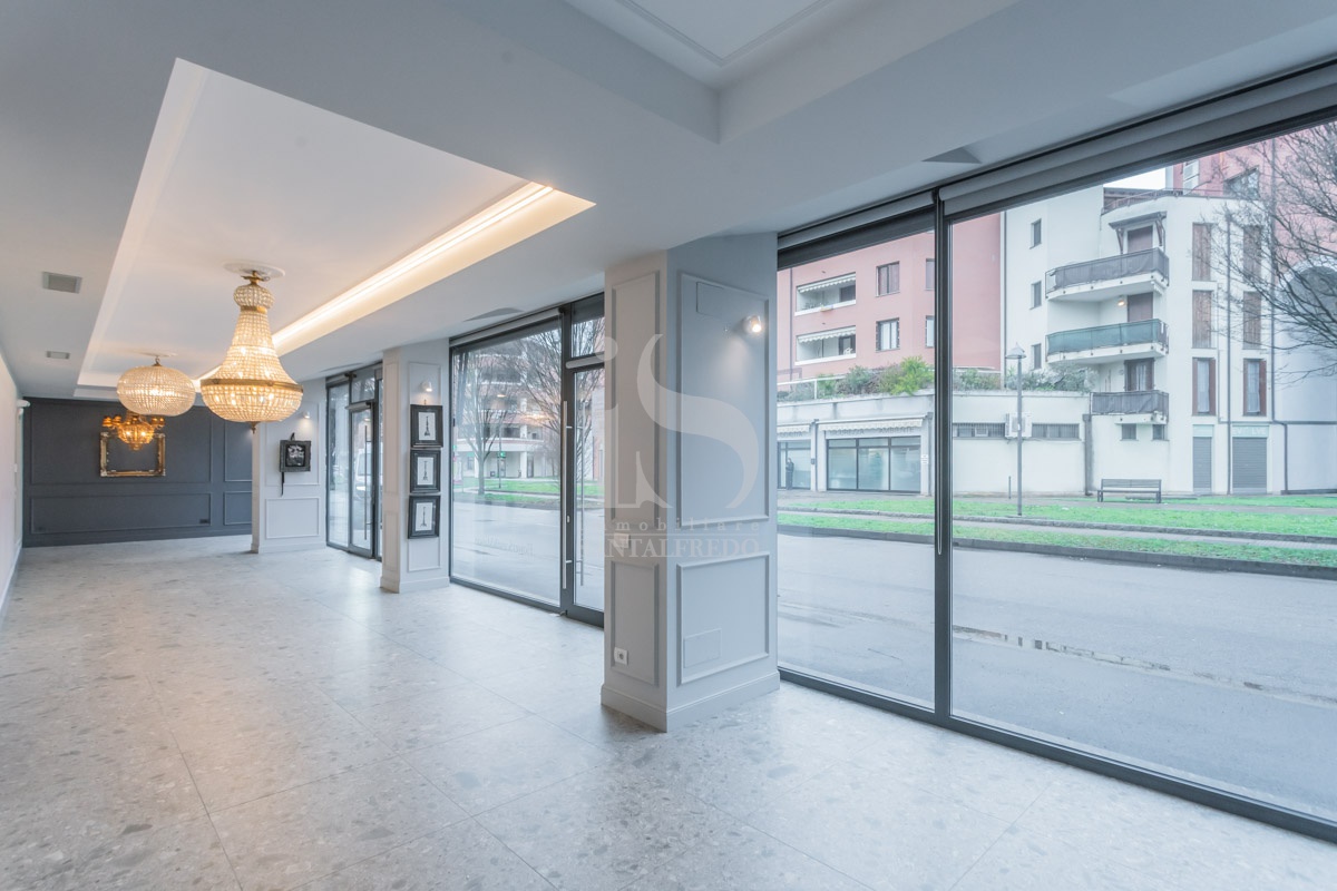 Negozio nuovo in via monte rosa, Concorezzo