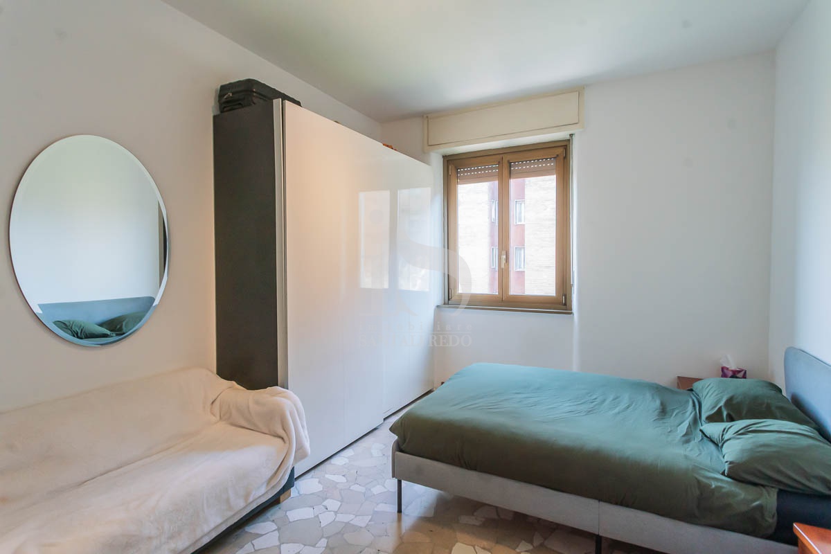 Bilocale in vendita in via fratelli rosselli, Milano