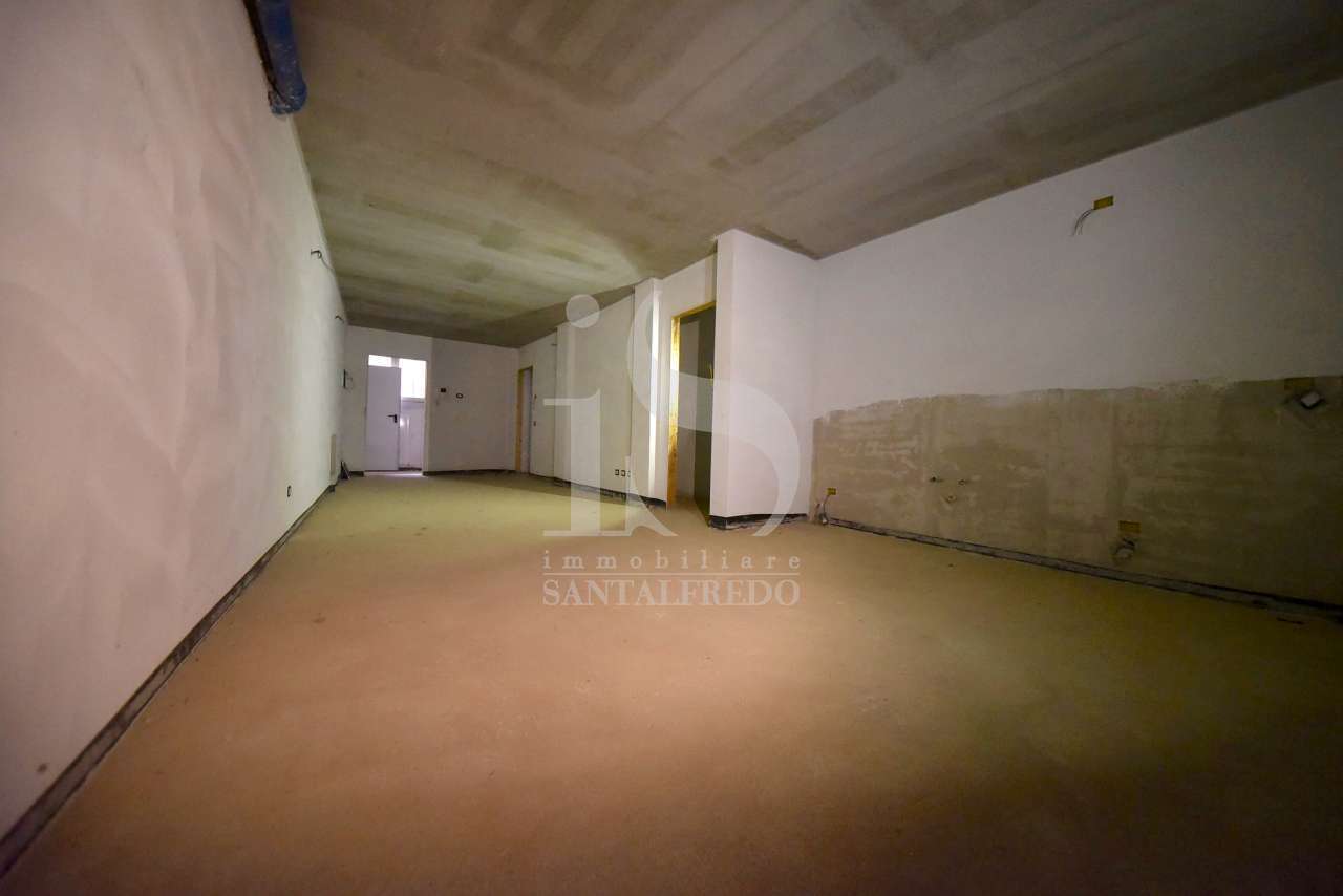 Villa con giardino in via nazario sauro, Concorezzo